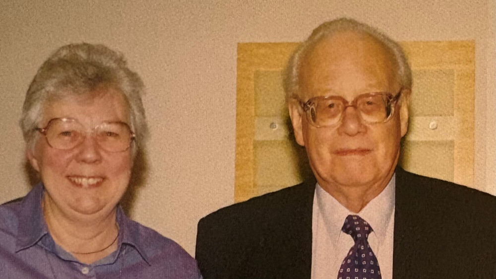 Gordon and Jean Adams - retirement party 2005.v1