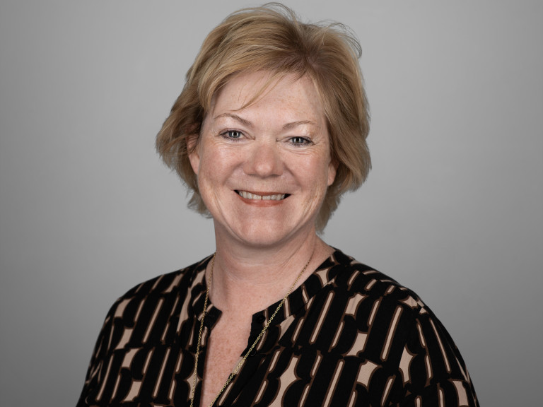 Mairi Dearden, FOS